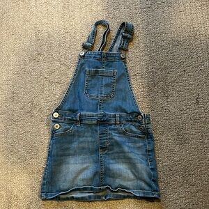 Girls overall skirt set size 6x